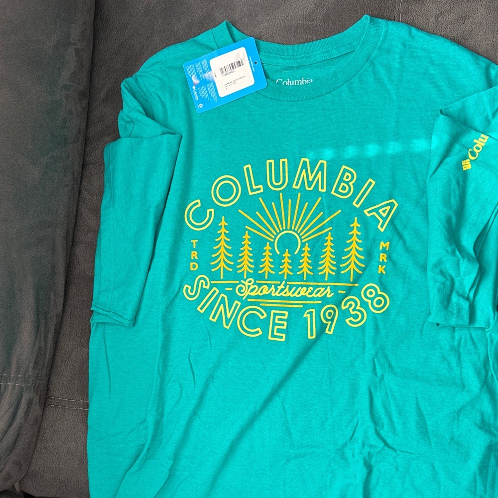 Columbia Men's Turquoise Short Sleeve Tee with Yellow Graphic
